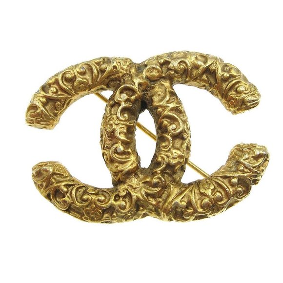 AUTHENTICITY GUARANTEED CHANEL CC Logos Charm Brooch Pin Corsage Gold-plated - Picture 1 of 5